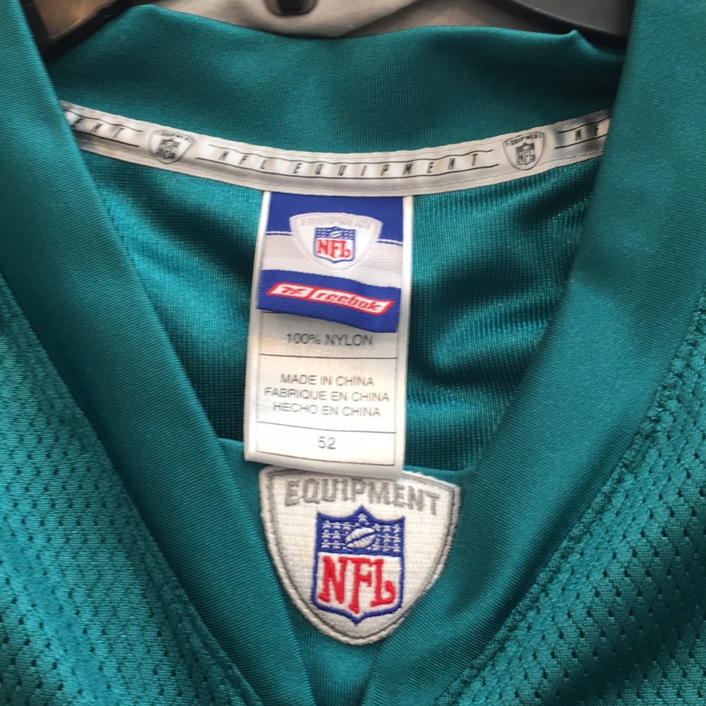Authentic Reebok NFL jersey - Picture 3 of 5